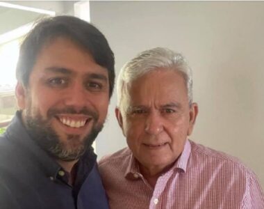 BOMBA! Futuro Ministro de Lula enviou mais de R$ 30 MILHÕES de emendas Pix para o pai