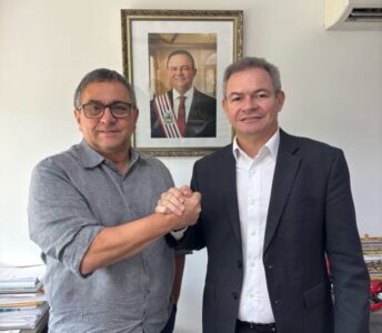 Prefeito Rafael Brito anuncia adesão de Timon ao Programa Rua Nova