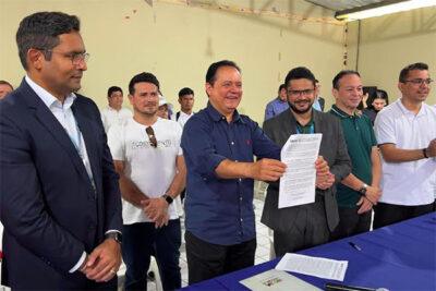 Prefeito Rigo Teles realiza sonho de 400 famílias em Barra do Corda.