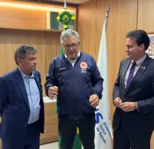 Camarão se reúne com ministro da Saúde em Brasília e garante investimentos para o Maranhão