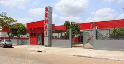 Senai abre seletivo para professores com salários de R$ 3,9 mil a R$ 5,3 mil