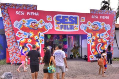 Sesi Folia resgata tradição do carnavais de salão em São Luís