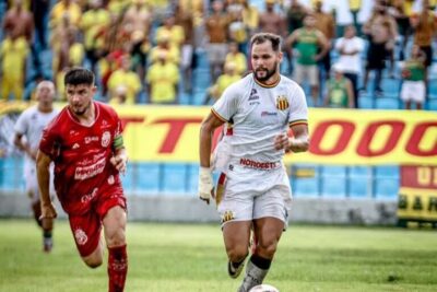 Sampaio Corrêa e Imperatriz abrem estadual com empate sem gols