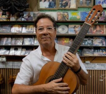 Banco do Nordeste apresenta show de lançamento do álbum ‘O samba não tem hora’ de Tutuca Viana