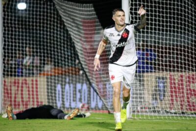Vasco vence de goleada e assume terceiro lugar no G4 da Taça Guanabara