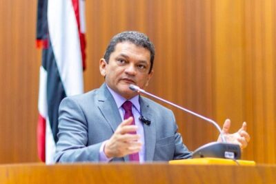 Com bloqueio mantido para amanhã na MA-014, deputado da Baixada diz que políticos querem colocar Brandão no Jornal Nacional