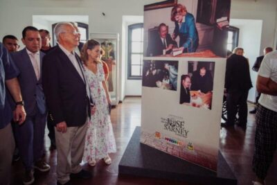 Reconhecimento: Ao lado de José Sarney, Iracema Vale visita o ‘Salão de Arte 30 Cores em Maio’