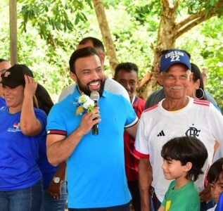 Edilson da Alvorada anuncia mutirões de cirurgias de varizes e cataratas para atender população de Palmeirândia