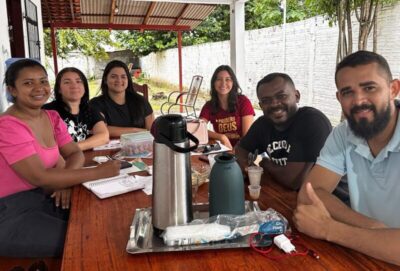 Jovens criam projeto para distribuir ovos, trufas e lanches e realizar gincanas durante a Páscoa em Matinha