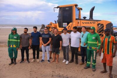 Paço do Lumiar: Prefeito Fred Campos acompanha ação de limpeza na Praia Olho de Porco e reforça compromisso com a sustentabilidade nos 100 primeiros dias de governo.