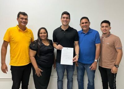 Costinha e quatro vereadores entregam ofício ao secretário estadual de Saúde pedindo nova ambulância para Olinda Nova do MA