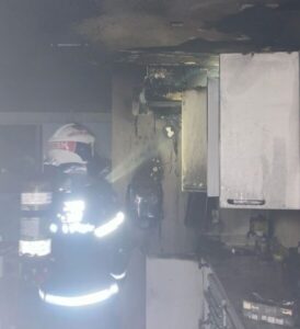 Incêndio destrói clínica odontológica no Renascença