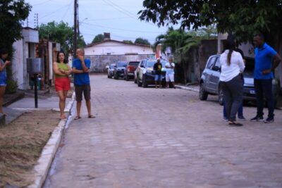 Prefeito Fred Campos entrega pavimentação da Rua 35 e anuncia novas obras no Residencial Safira em Paço do Lumiar.