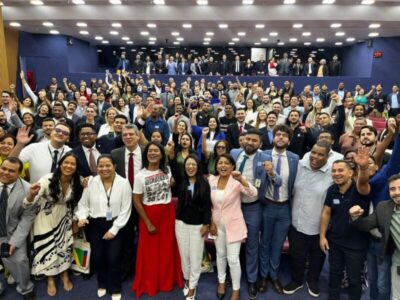 Timon marca presença no Seminário Nacional de Juventude em Brasília
