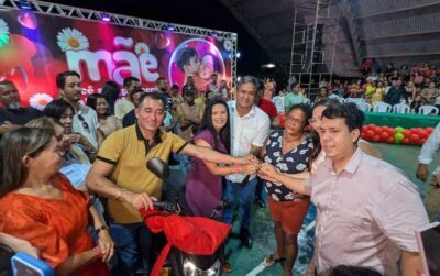 Toca Serra lidera festa gigante para as mães da cidade de Pedro do Rosário