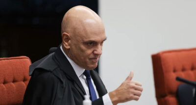 Moraes se fortalece após depoimentos de Bolsonaro e outros réus no STF