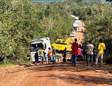 Tocantins: Caminhoneiros enfrentam caos em rotas alternativas após interdição da BR-153