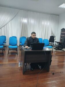 Discente Bruno Ferreira inicia a fase de defesa de dissertação com o tema “Federalismo Fiscal e Segurança Pública”