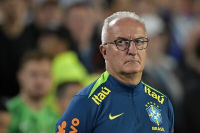 Goleada da Argentina derruba Dorival Júnior da Seleção Brasileira