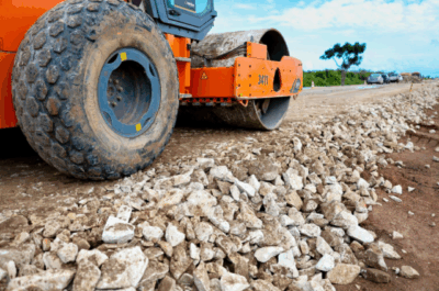 Brandão reforça obras na MA-014 e demais rodovias da Baixada com nova tecnologia