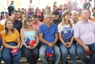 Proximidade entre Carlos Brandão e Eudes Barros anima população de Raposa