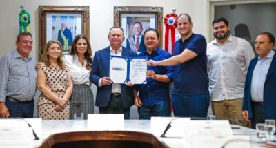 Brandão assina OS para revitalização de 10 aeroportos do MA