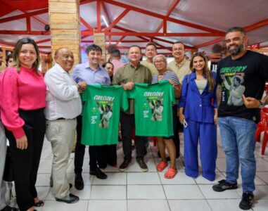 Brandão esquiva-se de falar sobre pacificação com dinistas…