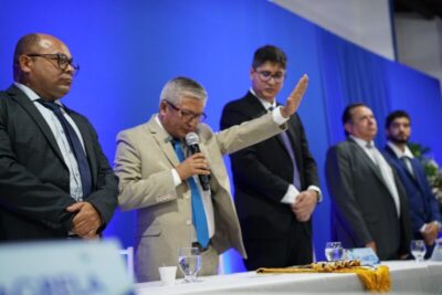 Raposa: Eudes Barros e Márcio Greik tomam posse; João Marcos é eleito presidente da Câmara