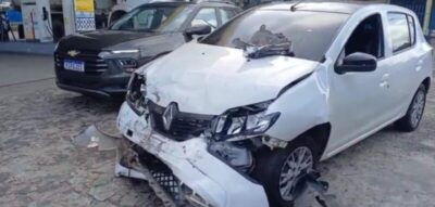 Motorista quebra perna de motoqueiro e bate na traseira de caminhonete de idosos, em São luís