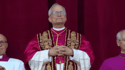 Habemus papam: fumaça branca sai da chaminé da Capela Sistina; papa é norte-americano, “Leão XIV”
