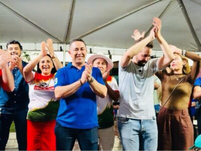 Em Pinheiro, André RalpNet e Dr. Leonardo Sá prestigiam tradicional torneio do trabalhador no Povoado Bom Viver