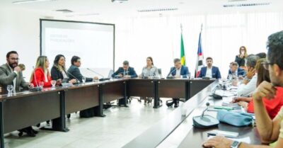 Governo estadual apresenta avaliação de metas fiscais à Assembleia