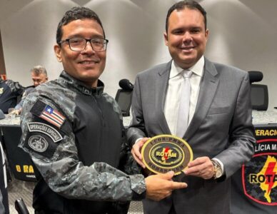 Dalton Arruda recebe homenagem da Polícia Militar do Maranhão