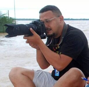 Morre o repórter fotográfico Douglas Cunha Jr.