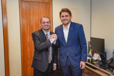 Juscelino Filho reforça parceria com prefeitos maranhenses durante marcha em Brasília