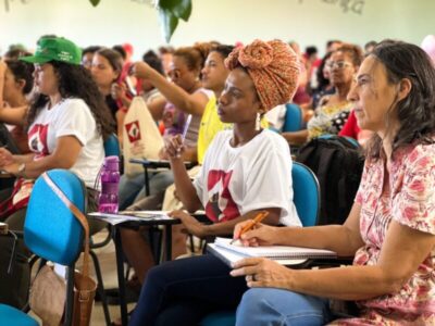 Jornada de Alfabetização de Jovens e Adultos nas Periferias: Matrículas abertas