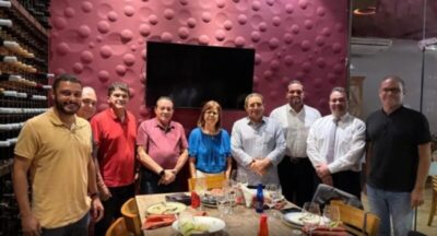Ex-deputados se unem para montar uma chapa nas eleições 2026
