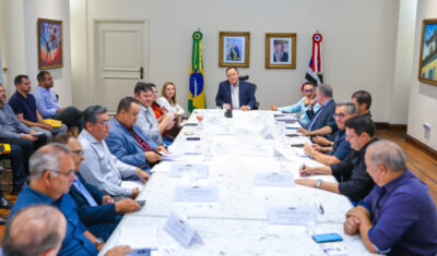 Brandão atinge a marca de 100 prefeitas e prefeitos atendidos