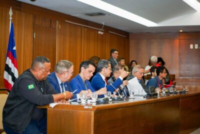 Alema discute impactos do fechamento de agências do Bradesco no interior do Maranhão