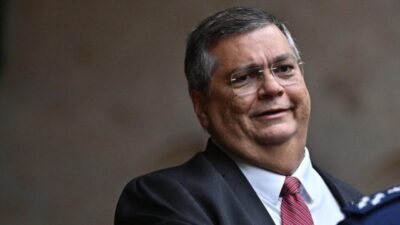 Dino diz que críticas às urnas ficaram no passado: “As urnas é que mudaram”
