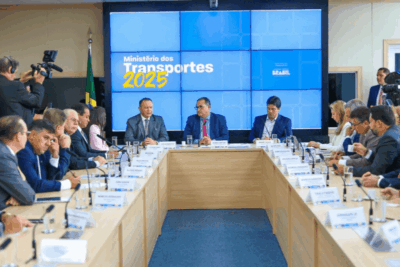 Em Brasília, Brandão assina ordem de serviço para intensificar recuperação da MA-014 em parceria com o Ministério dos Transportes…