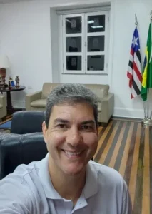 Liderança Eduardo  Braide lidera para governador; Senado tem cenário embolado