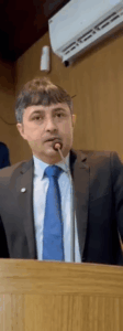 André Campos defende vereadores e rebate Carlos Lula após fala sobre veículos