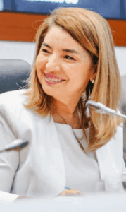 Assembleia aprova projetos de Iracema Vale para homenagear renomados médicos maranhenses