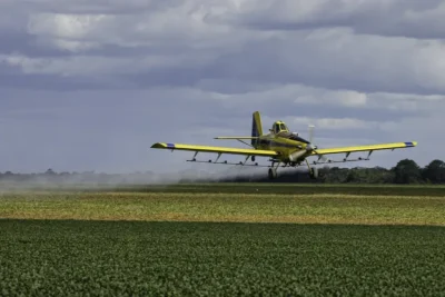 Pulverização aérea de agrotóxicos no Maranhão prejudica saúde mental e física de moradores de comunidades tradicionais