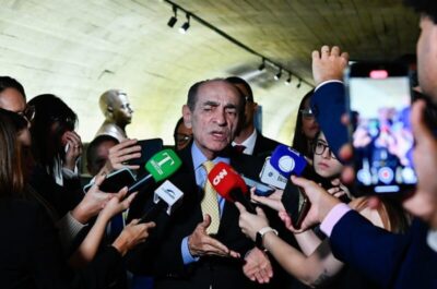 CCJ aprova fim da reeleição, mandatos de cinco anos e eleições unificadas