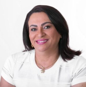 Simplesmente Maria quer atochar 700 contratações na folha de Arari sem concurso
