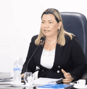 Luana da Colônia divulga nota de esclarecimento e derruba mais uma notícia falsa espalhada por opositores em Penalva