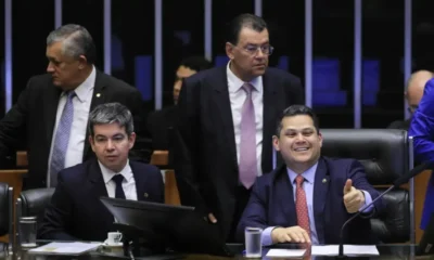 Congresso aprova Orçamento de 2025 com meta de superávit de R$ 15 bilhões