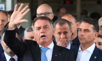 STF publica acórdão que torna Bolsonaro e aliados réus por tentativa de golpe